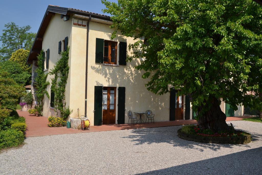 Agriturismo La Breda Konuk evi San Felice del Benaco Dış mekan fotoğraf